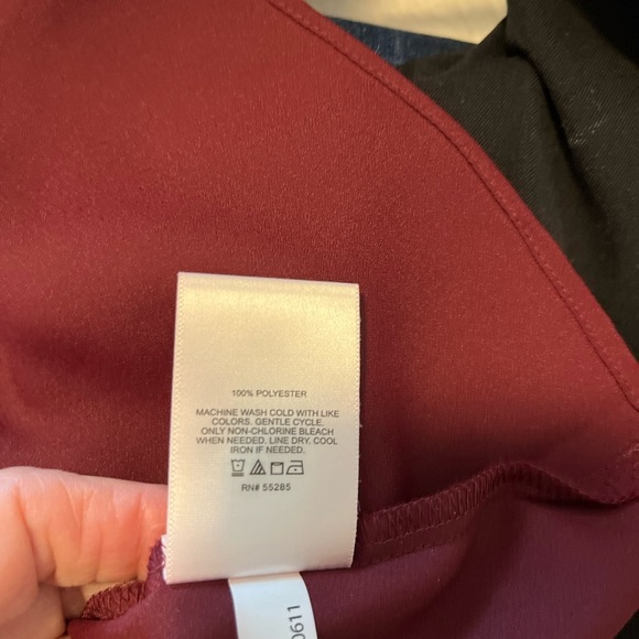 Express Burgundy Camisole Top with Spaghetti Straps NWOT - Picture 5 of 5